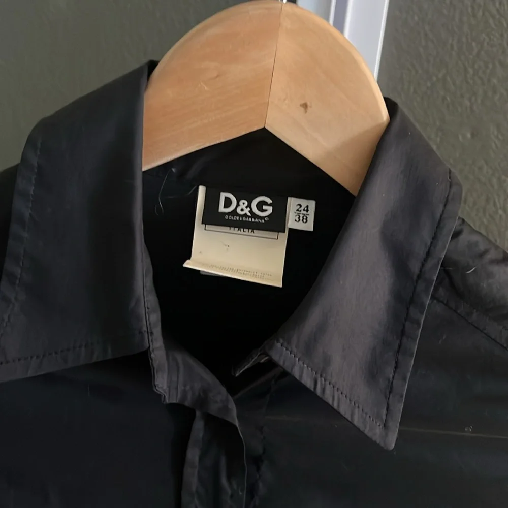 🛑 1 hour sale. D&G, women’s Black Button Down Shirt - Picture 11 of 14